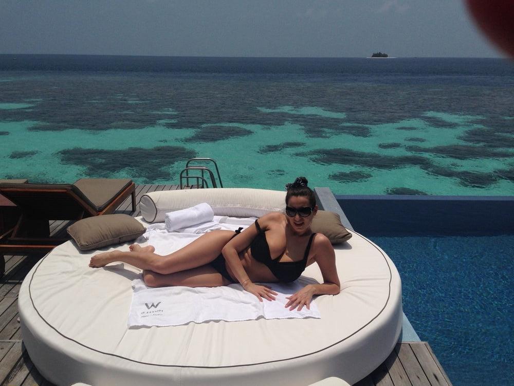 25P Romanian Jane - Maldives Memories NOV 14