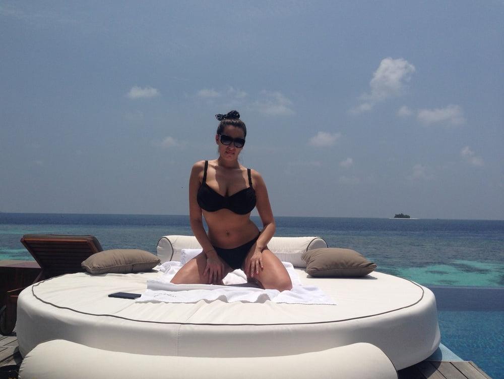 25P Romanian Jane - Maldives Memories NOV 14