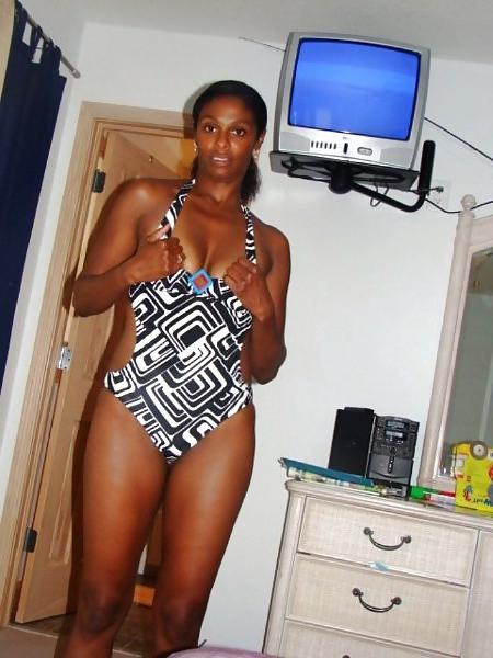19P Beatiful Ebony Mature