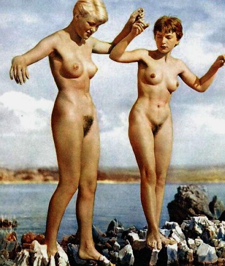 25P Vintage Nudists 31