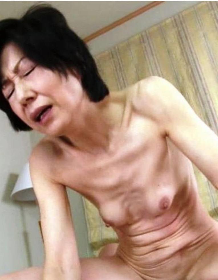 12P japanese granny