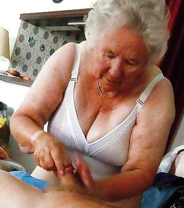 25P Granny Gallore 6