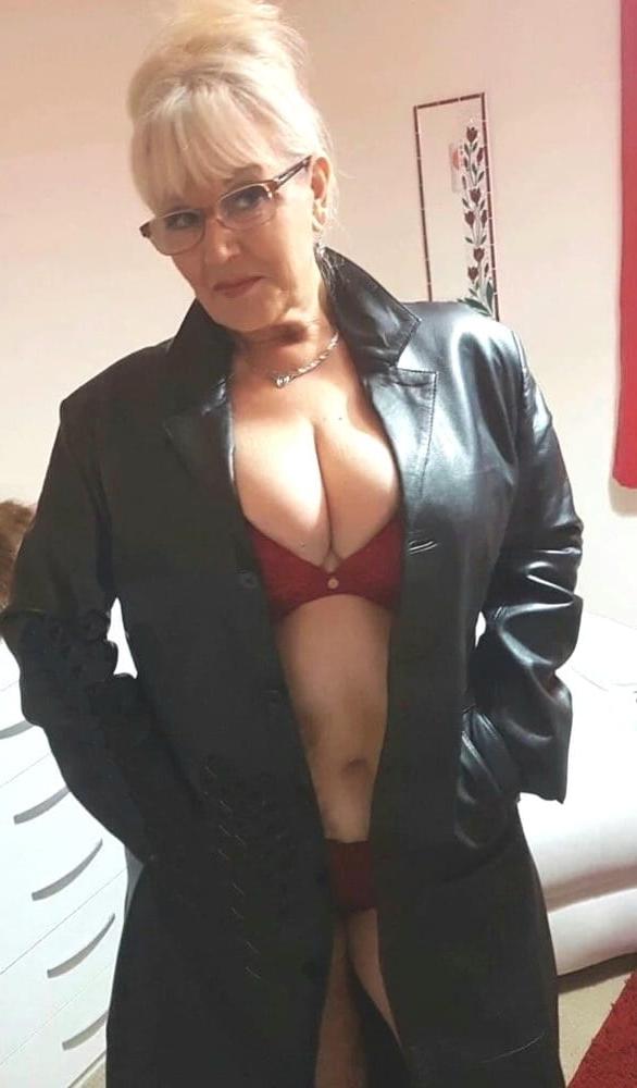 25P Mature &amp; Granny Collection 24