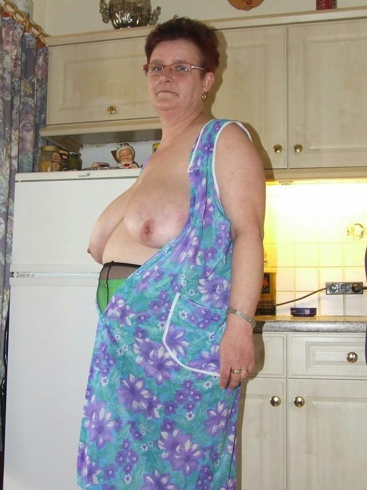 20P Granny Hotties 10