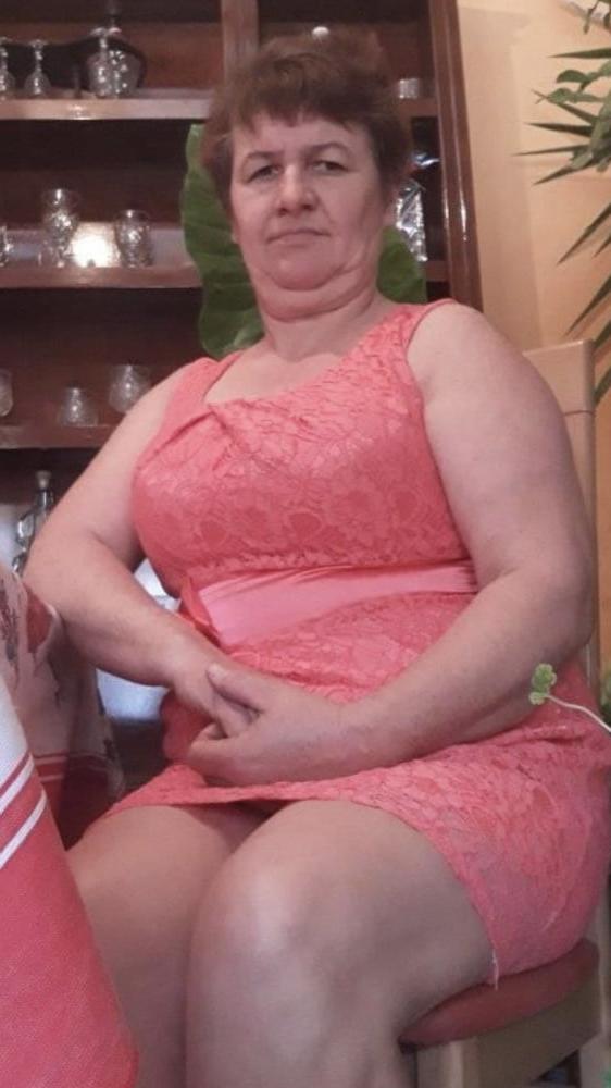 20P Granny Dressed 17