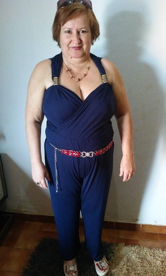 20P Granny Dressed 17