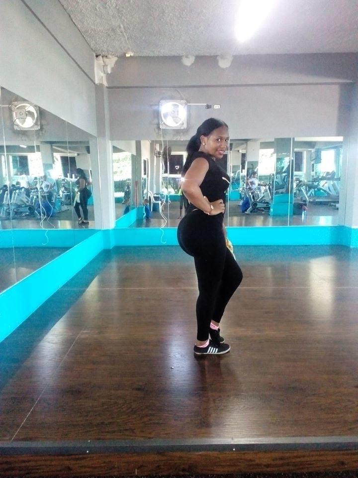 25P alicia montero culona 19 years ass caderas grandes vagina