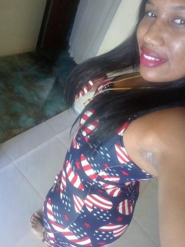 25P alicia montero culona 19 years ass caderas grandes vagina