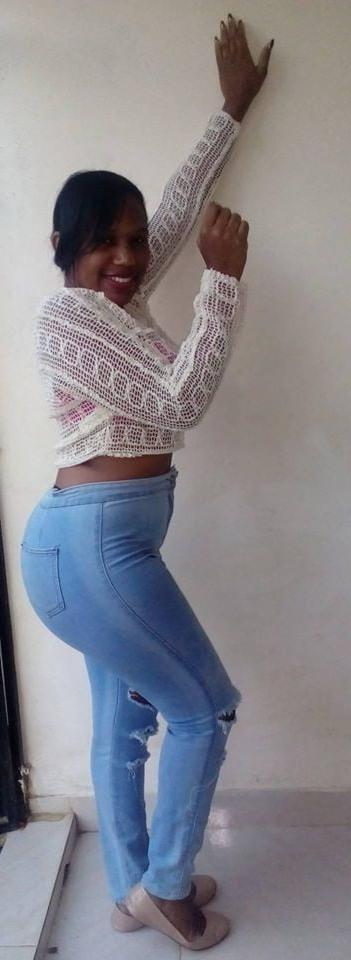 25P alicia montero culona 19 years ass caderas grandes vagina
