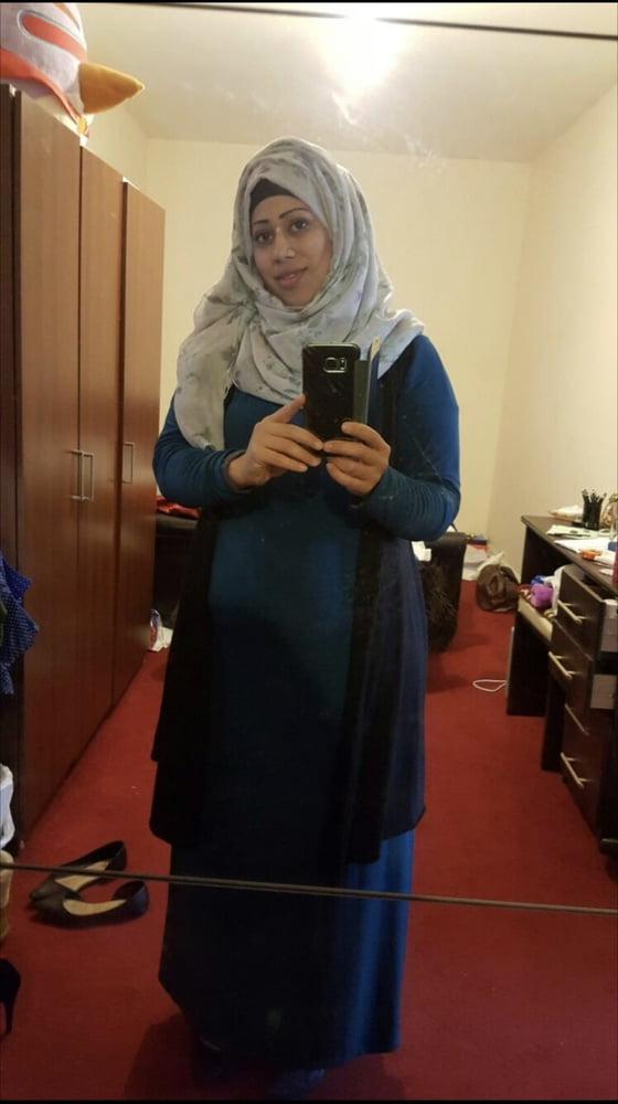 10P Hijab 174