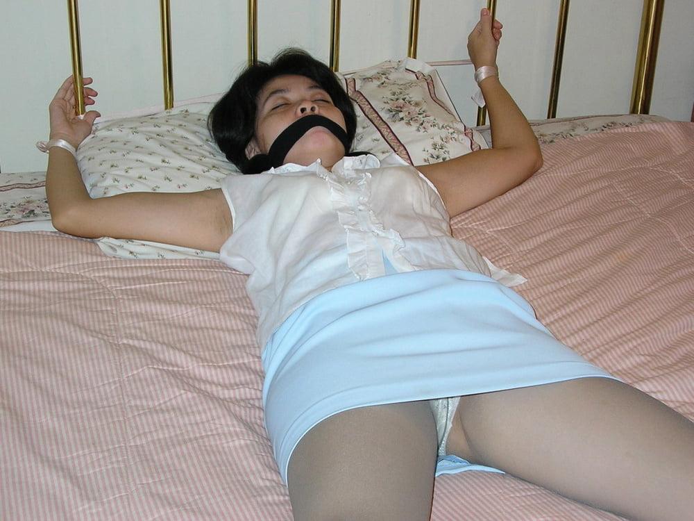 25P Ingga Asian Amateur Bondage 11 Amateut Tied