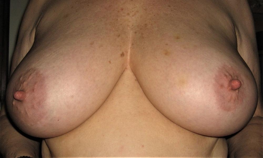 25P BUSTY BLONDE GRANNY