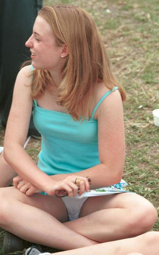 21P upskirt