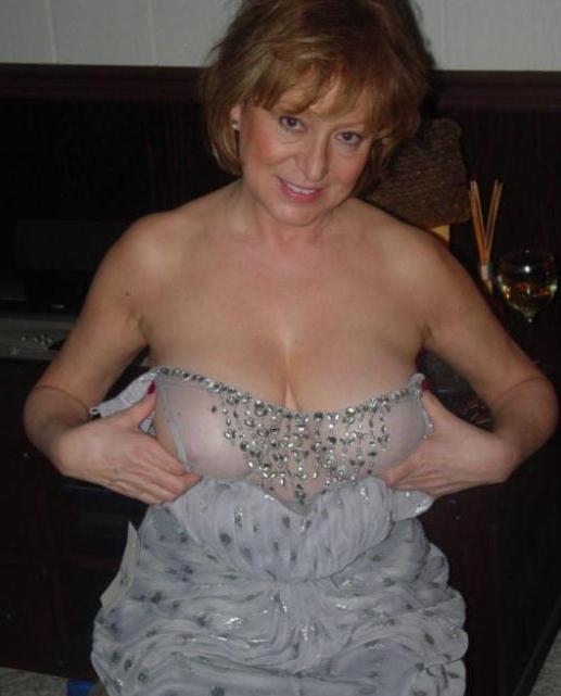 20P Granny Lingerie 9