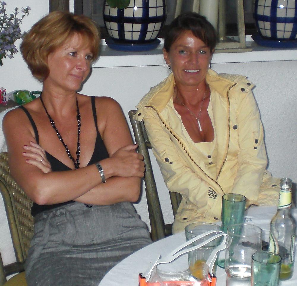 25P Sexy mature ladies 100 (non nude)