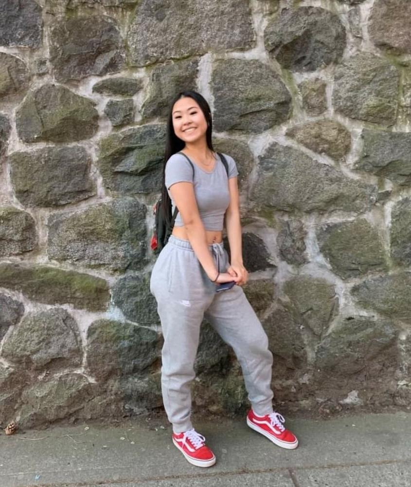 25P Asian chick