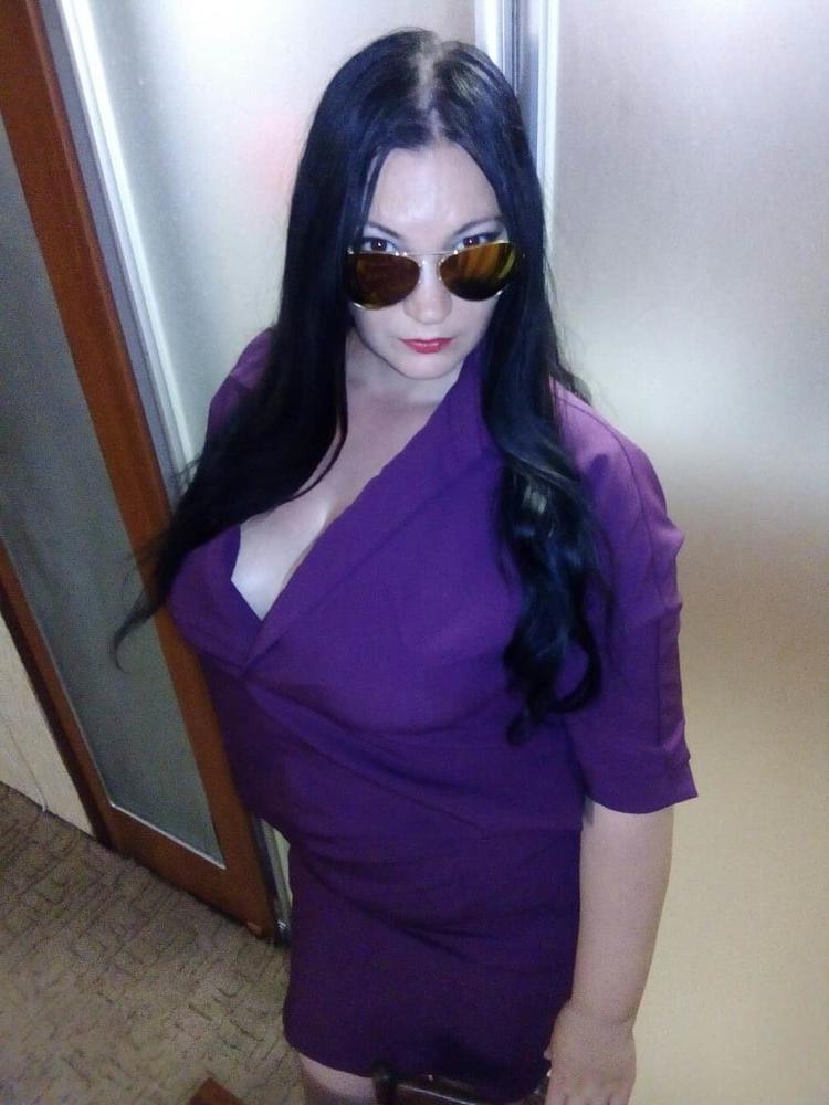 17P Busty Russian Woman 3663