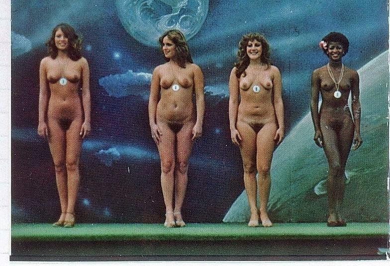 25P Vintage Nudists 19