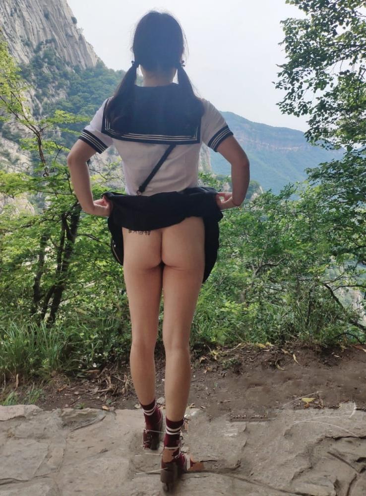 25P Upskirt 92