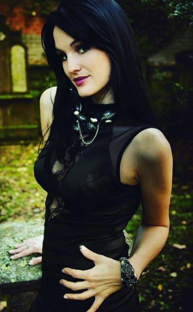 24P Dianne Van Giersbergen