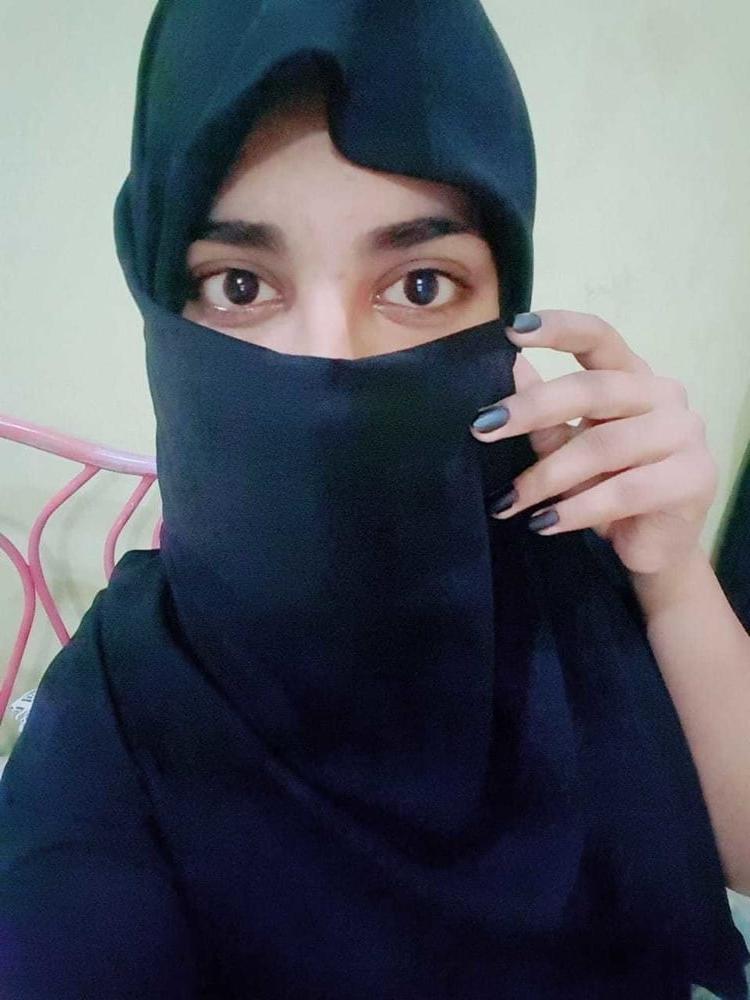 18P Hijab 175