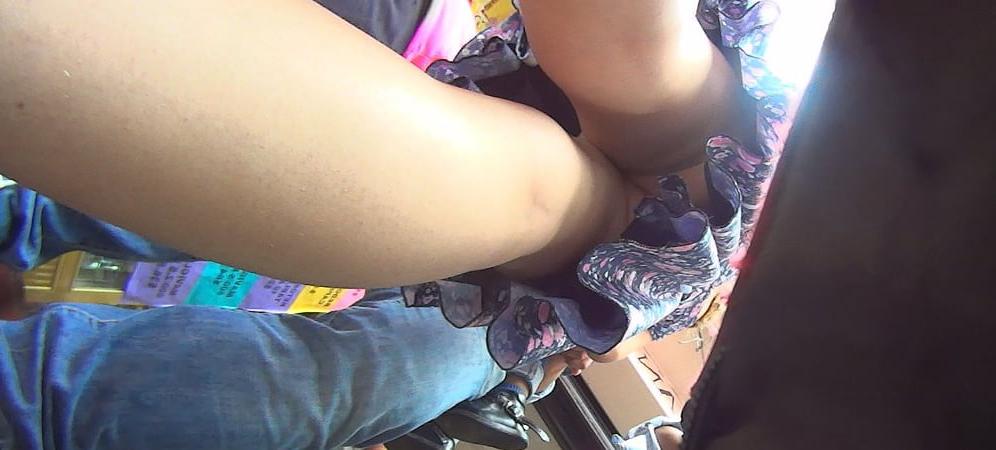 8P Upskirt 2 ups 2 debaixo da saia2