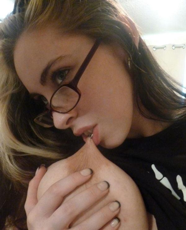 25P I suck my nipples #11