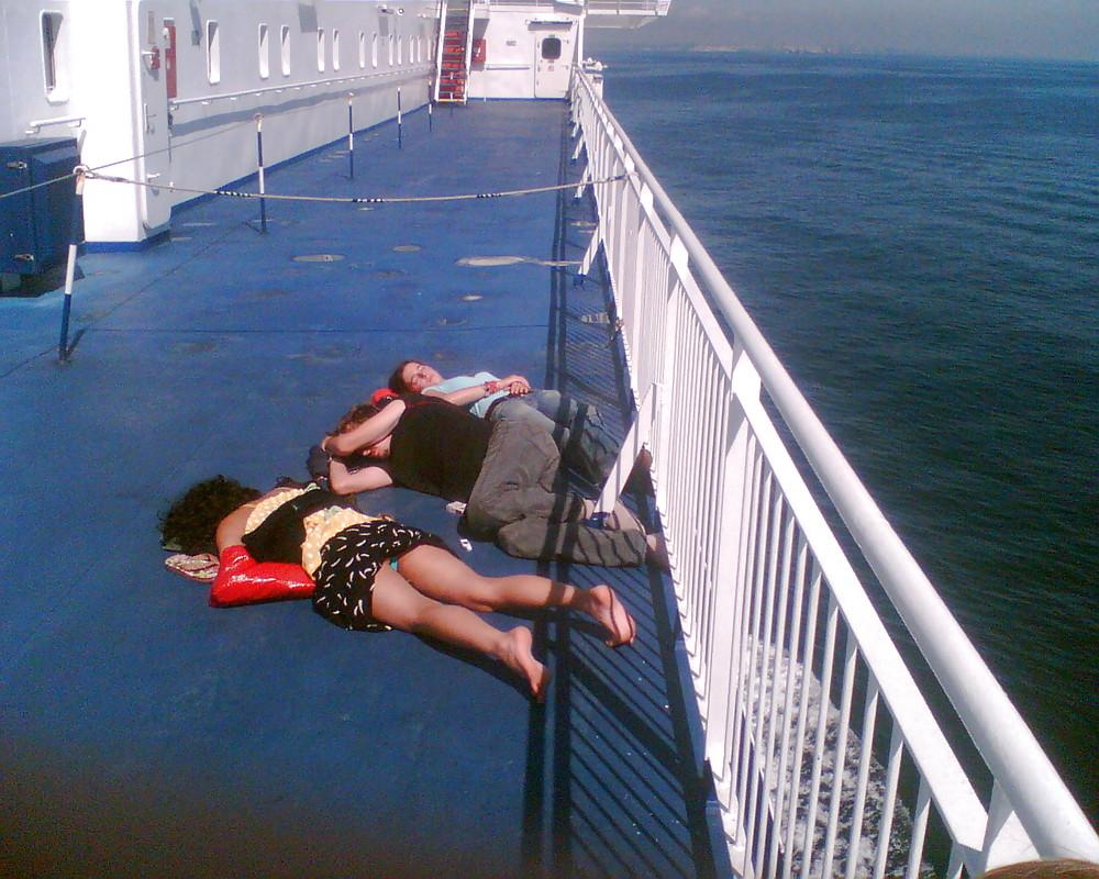 16P Vacation upskirt pics