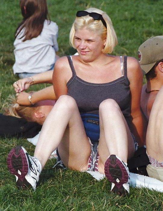 16P Vacation upskirt pics