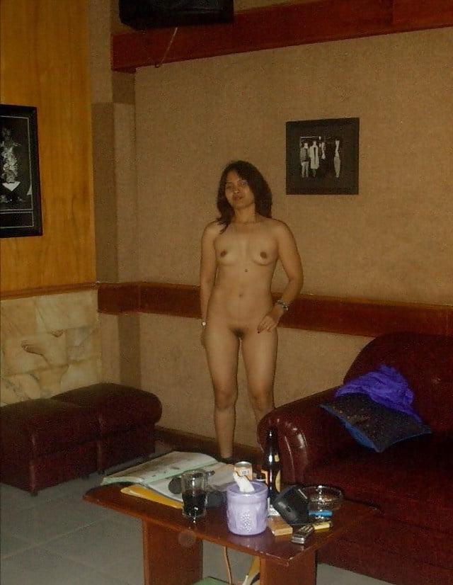 21P Amateur Asian 2306
