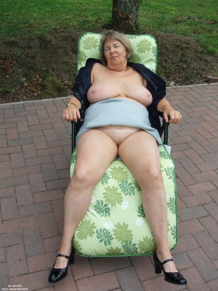 15P Granny with big tits