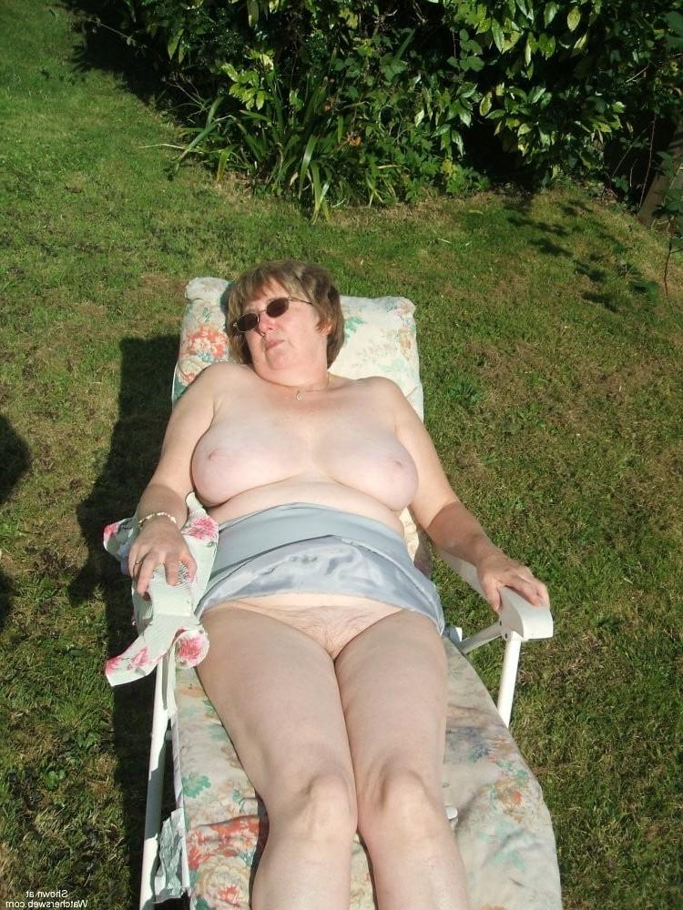 15P Granny with big tits