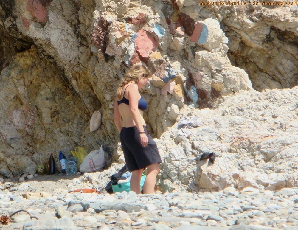 25P Beach Voyeur # 01