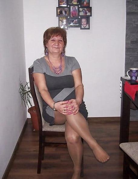 20P Granny Dressed 16