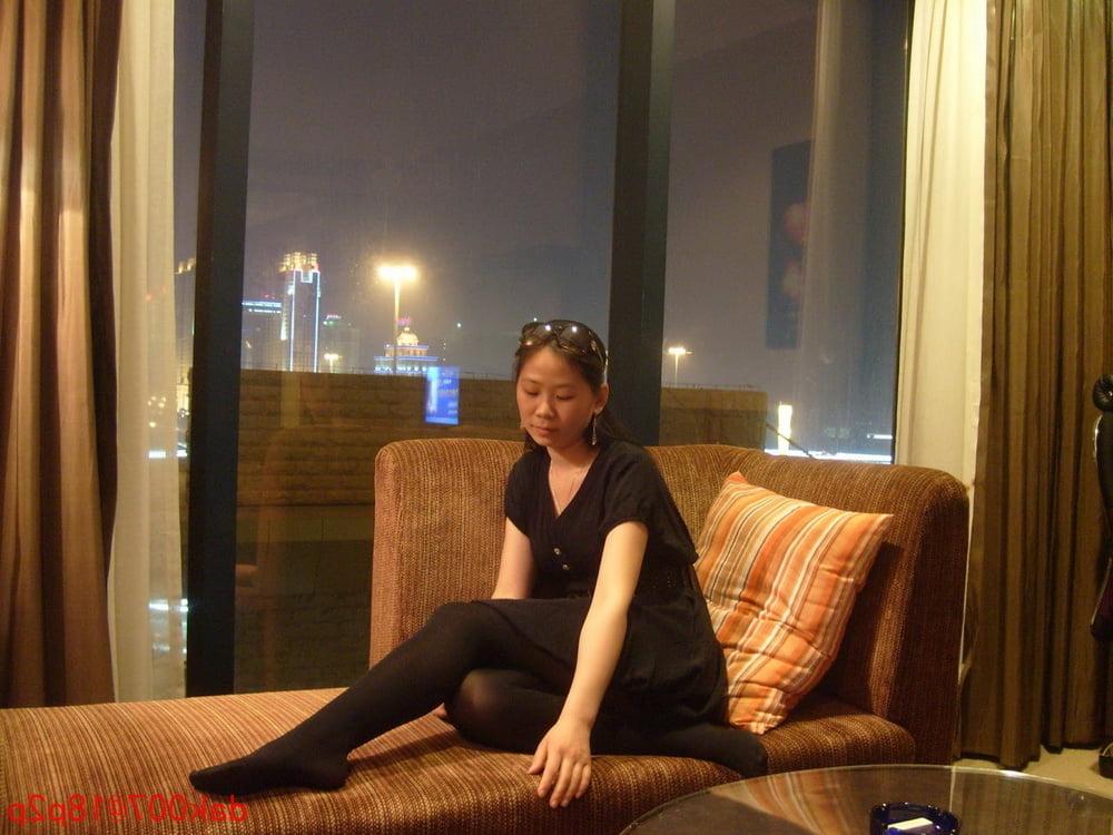 25P Asian amateur orgy 7