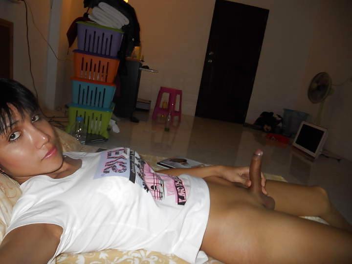 25P Girls Without Vaginas