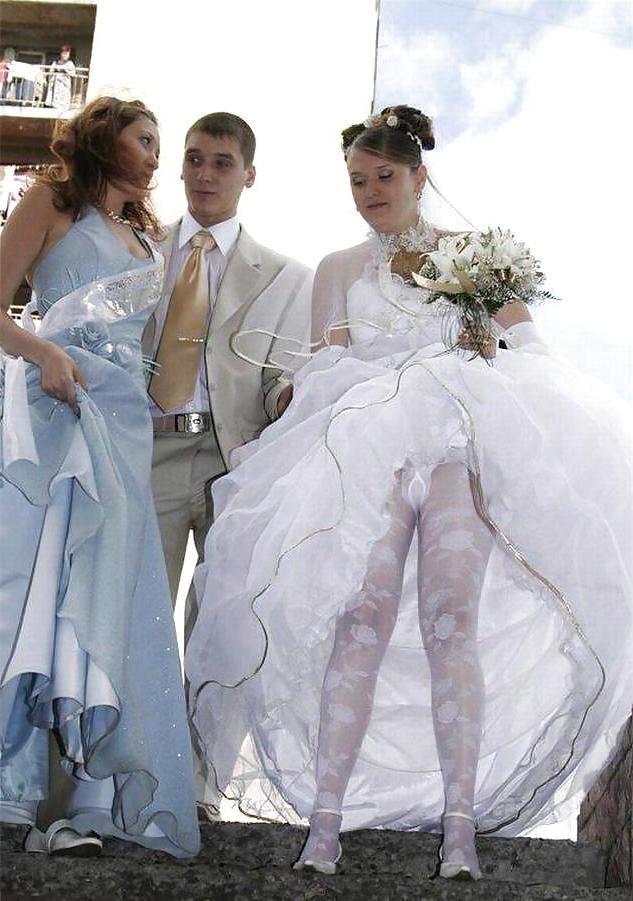25P Brides Upskirt