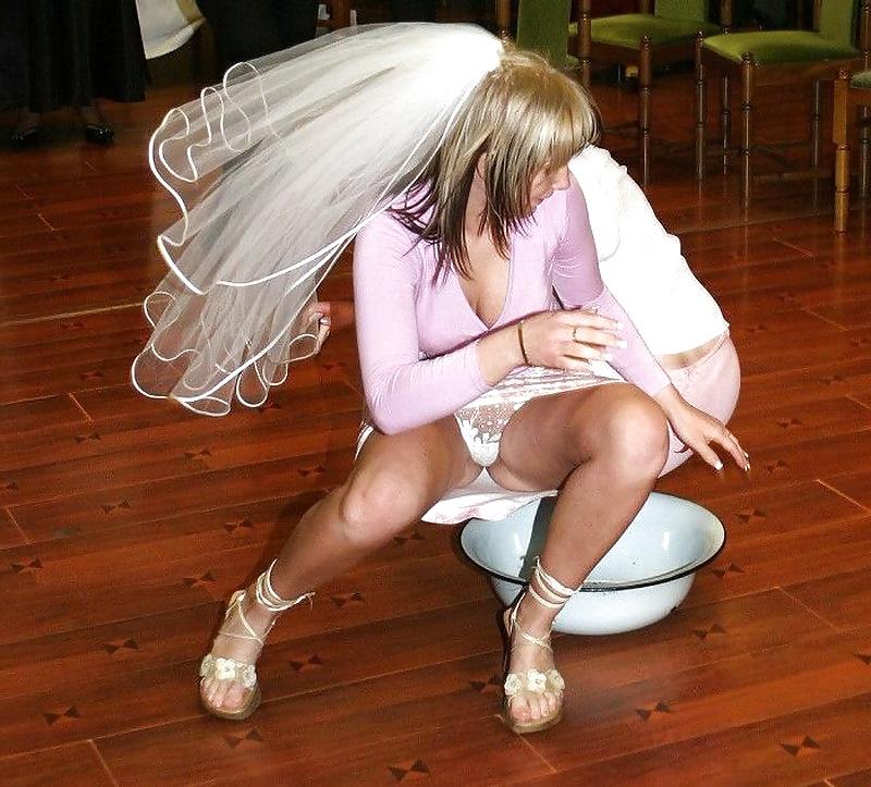 25P Brides Upskirt