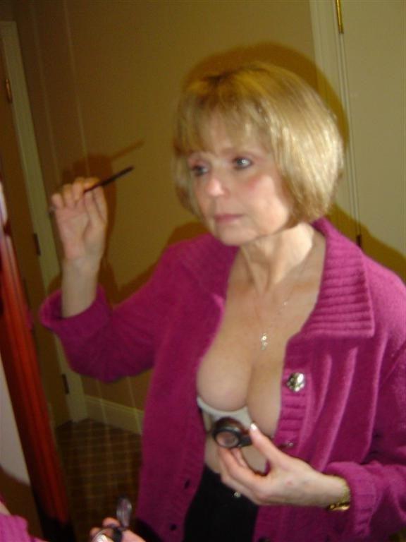 25P Horny Granny