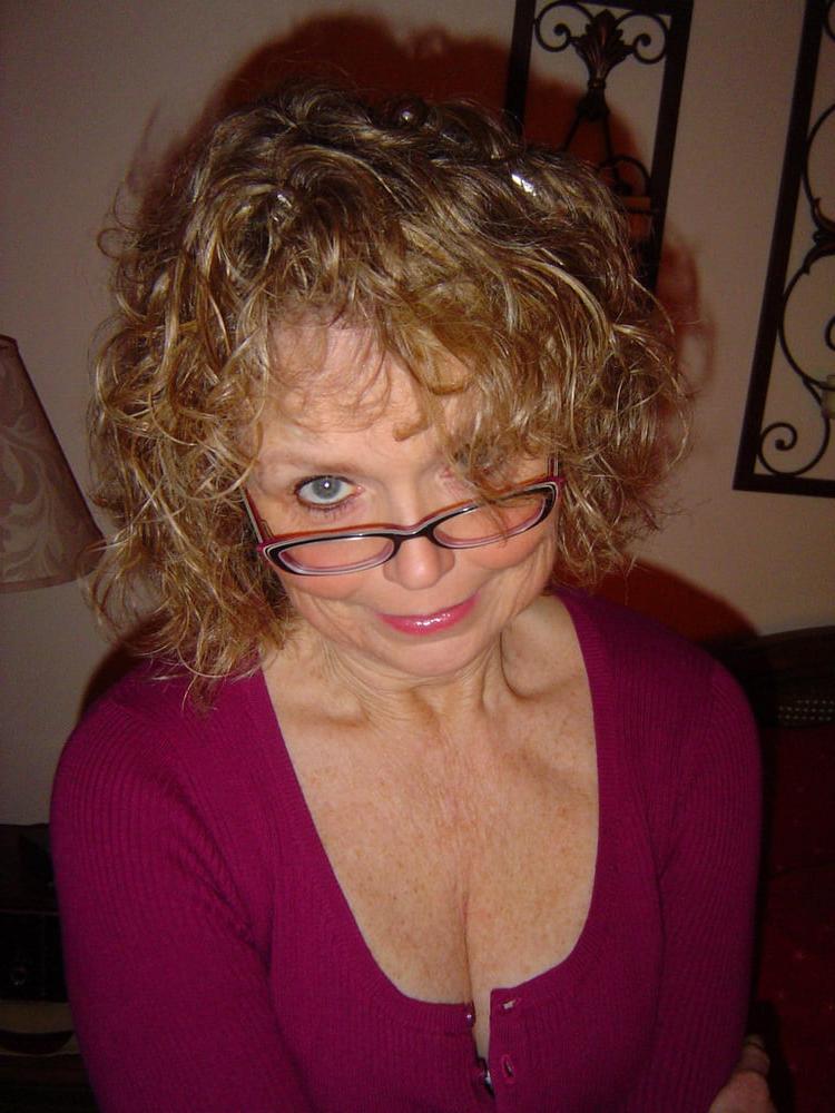 25P Horny Granny