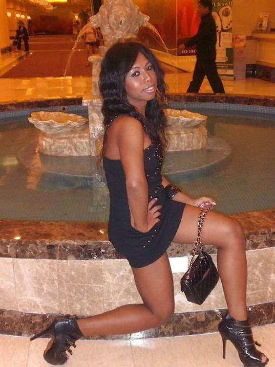 25P Filipino Ladyboys