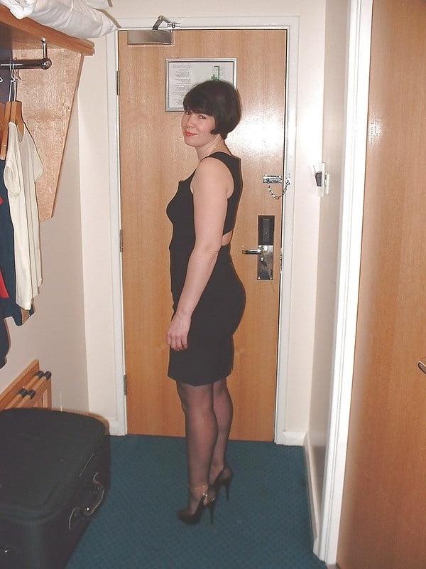 25P CLOTHED 42