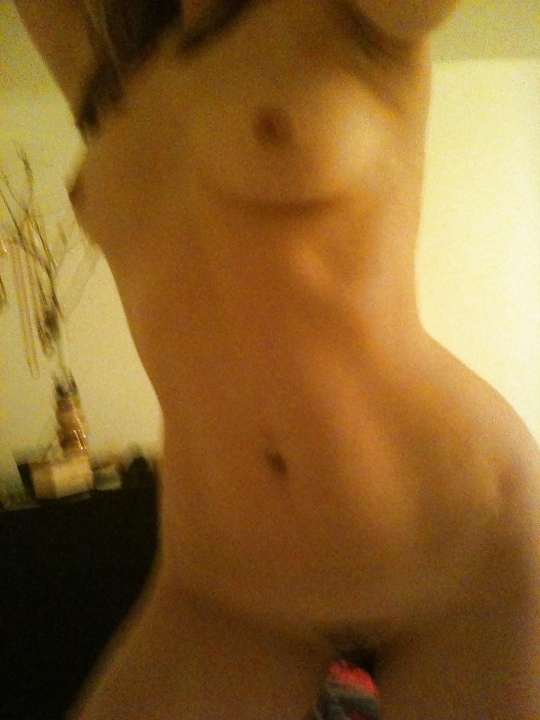 9P Tight vag hugging bbc