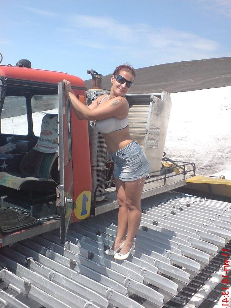 13P Busty Russian Woman 3656