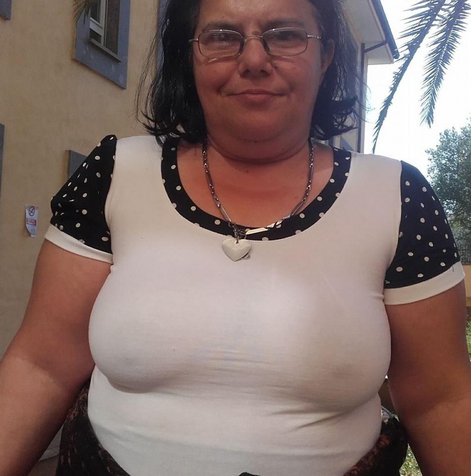 20P Granny - See Through 3