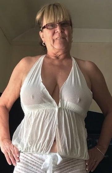 20P Granny - See Through 3