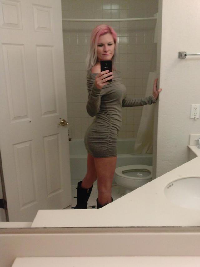 25P CLOTHED 41