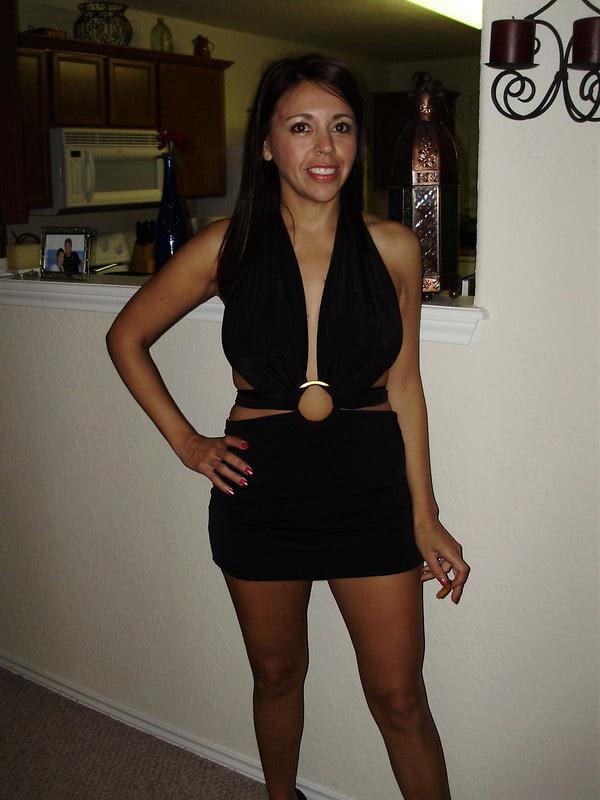 25P CLOTHED 41