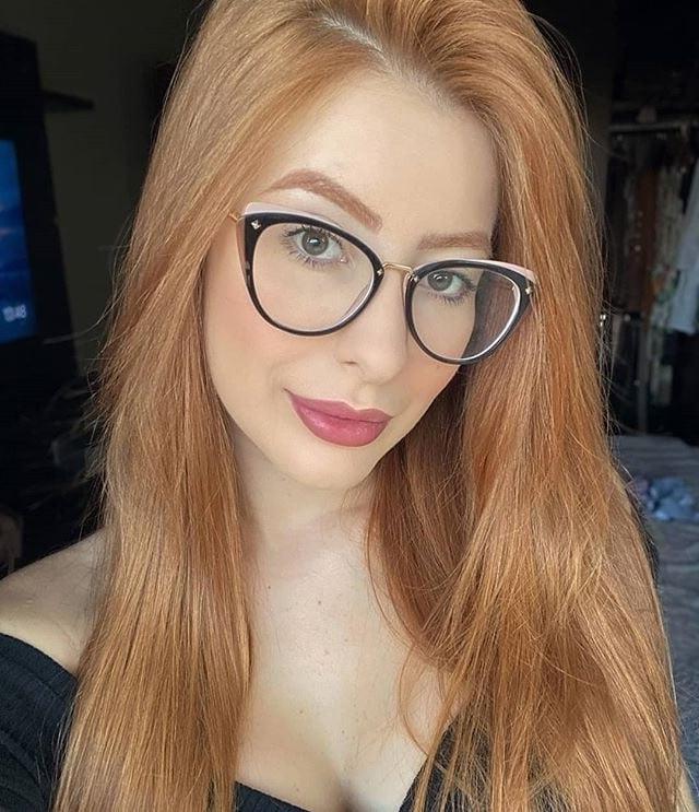 20P Readheads non nude 4