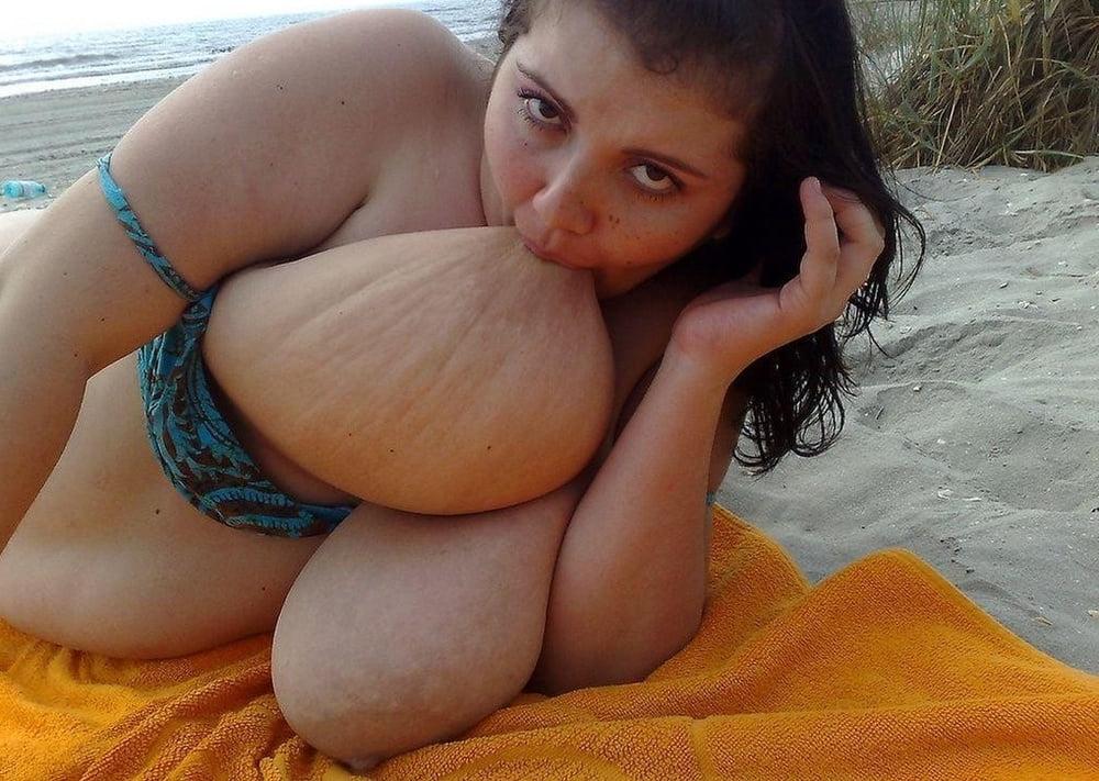 25P I suck my nipples #4